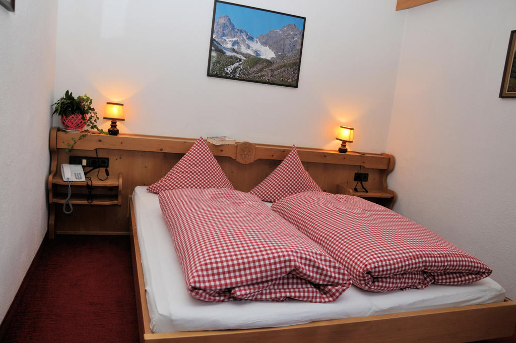 Pension Belvedere Galtür Oda fotoğraf