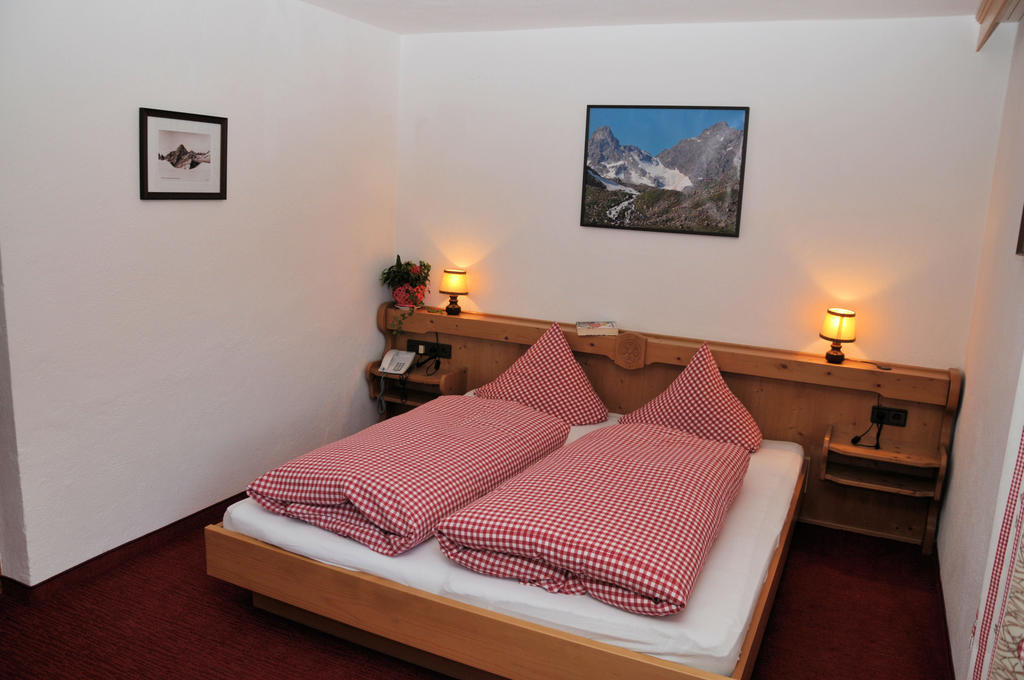 Pension Belvedere Galtür Oda fotoğraf