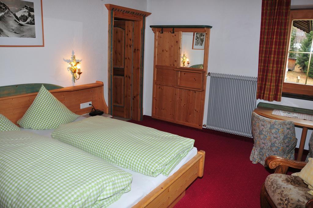 Pension Belvedere Galtür Oda fotoğraf
